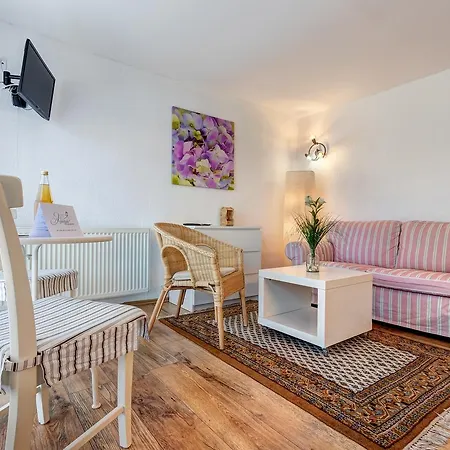 Grams Lejlighed Lassan